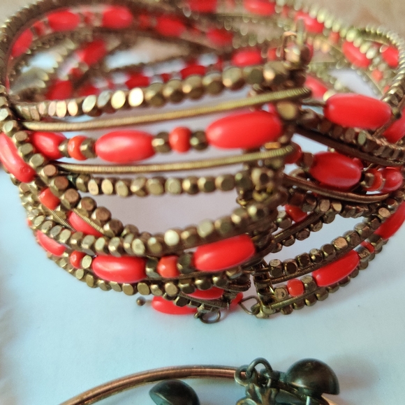 "Pretty in Red" Vintage Jewelry Bundle #12 - Picture 3 of 9